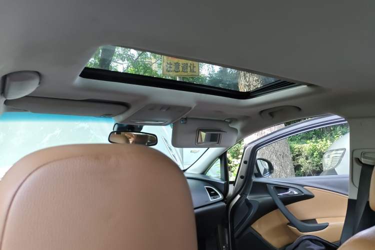 Used Buick GT 2013 GT 1.8L Automatic Fashion Edition Headliner