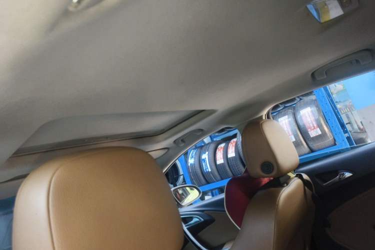 Used Buick GT 2013 GT 1.6L Automatic Fashion Edition Headliner