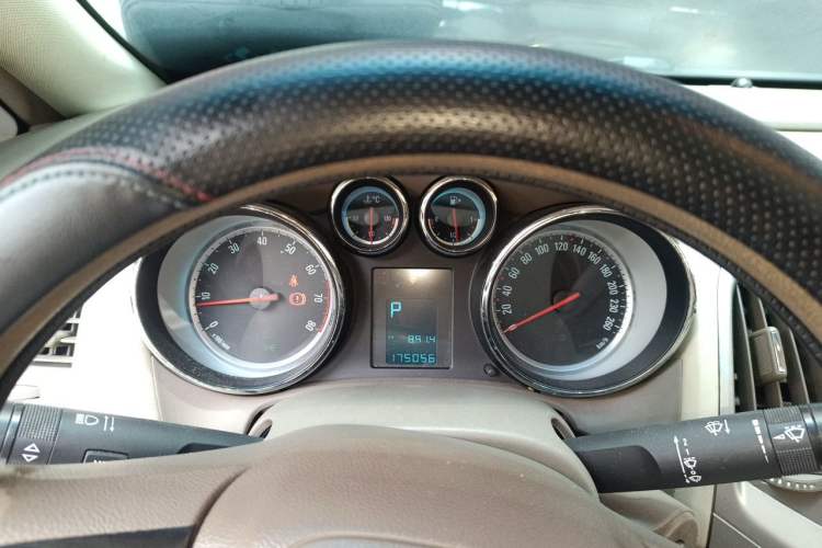 Used Buick GT 2013 GT 1.6L Automatic Fashion Edition Instrument Cluster