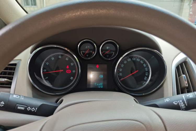 Used Buick GT 2013 GT 1.6L Automatic Comfort Edition Instrument Cluster
