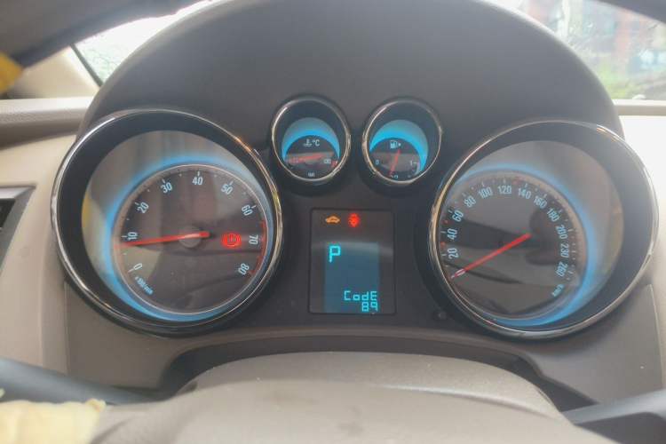 Used Buick GT 2013 GT 1.6L Automatic Fashion Edition Instrument Cluster