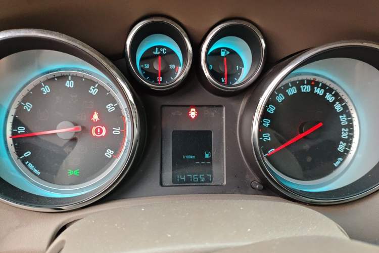 Used Buick GT 2013 GT 1.6L Manual Entry-Level Model Instrument Cluster