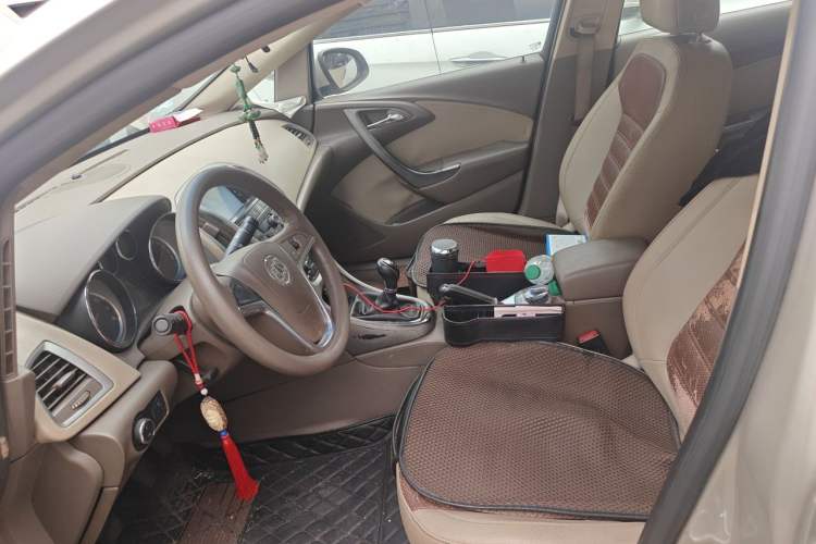 Used Buick GT 2013 GT 1.6L Manual Entry-Level Model Left Front Seat