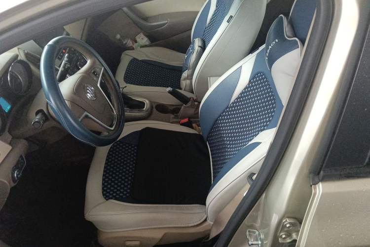 Used Buick GT 2013 GT 1.6L Automatic Fashion Edition Left Front Seat