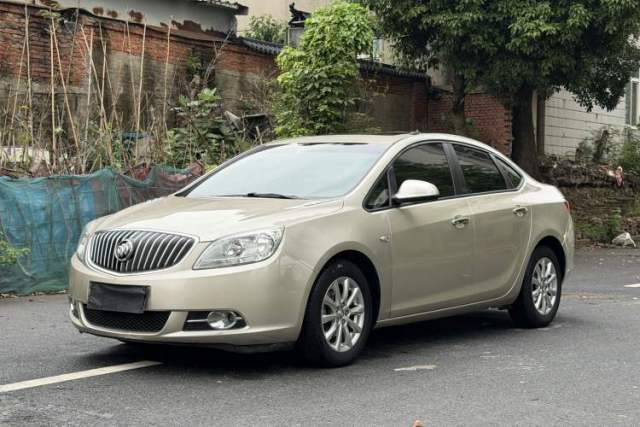 Used Buick GT 2013 GT 1.6L Manual Entry-Level Model