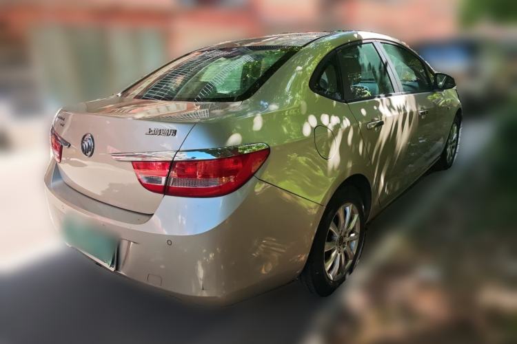 Used Buick GT 2013 GT 1.6L Automatic Fashion Edition Rear Right 45 Deg