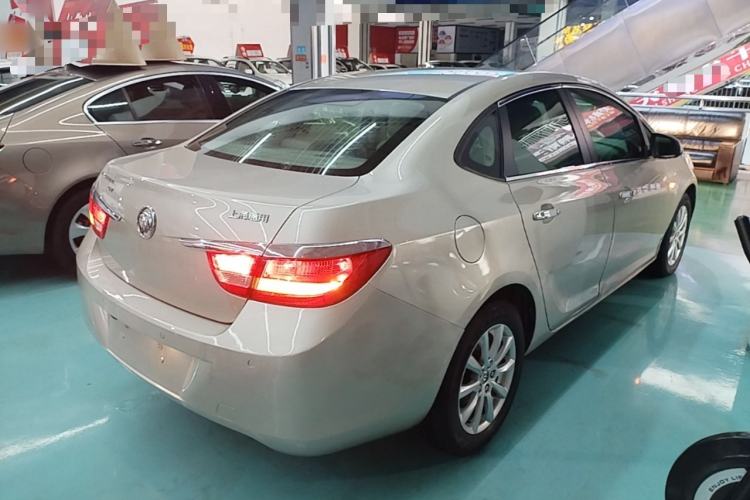 Used Buick GT 2013 GT 1.6L Automatic Fashion Edition Rear Right 45 Deg