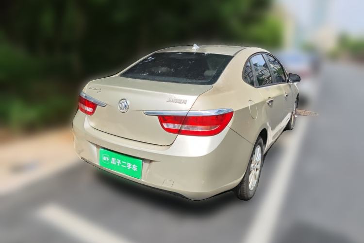 Used Buick GT 2013 GT 1.6L Automatic Fashion Edition Rear Right 45 Deg