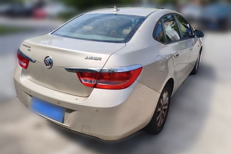 Used Buick GT 2013 GT 1.8L Automatic Fashion Edition Rear Right 45 Deg