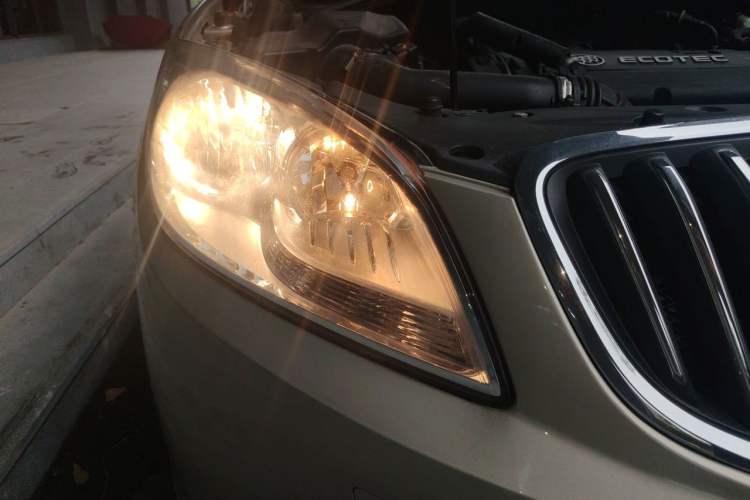 Used Buick GT 2013 GT 1.6T Automatic Fashion Sport Edition Right Front Headlight