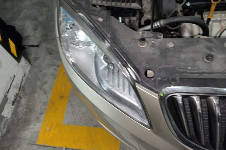 Used Buick GT 2013 GT 1.6L Automatic Fashion Edition Right Front Headlight