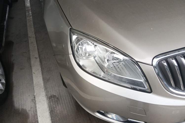 Used Buick GT 2013 GT 1.6L Automatic Fashion Edition Right Front Headlight