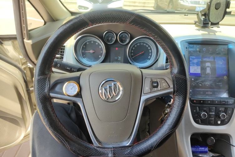 Used Buick GT 2013 GT 1.6L Manual Entry-Level Model Steering Wheel