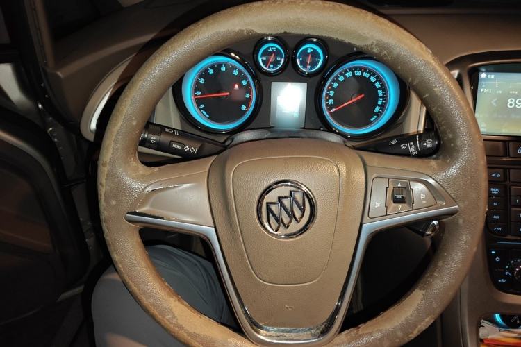 Used Buick GT 2013 GT 1.6L Automatic Fashion Edition Steering Wheel