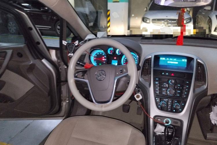 Used Buick GT 2013 GT 1.6L Manual Comfort Edition Steering Wheel