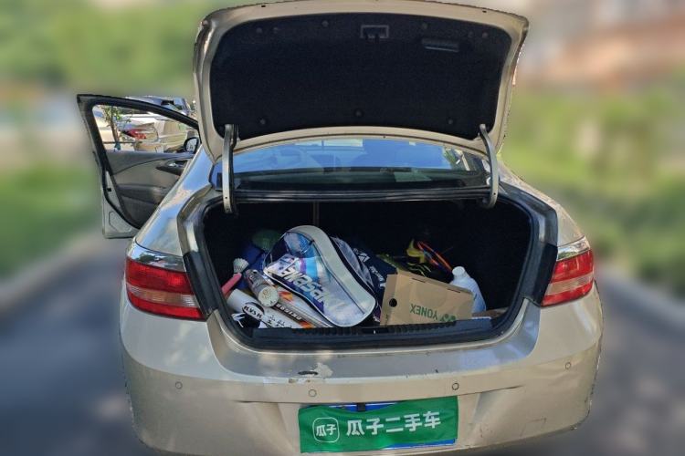 Used Buick GT 2013 GT 1.6L Automatic Fashion Edition Trunk
