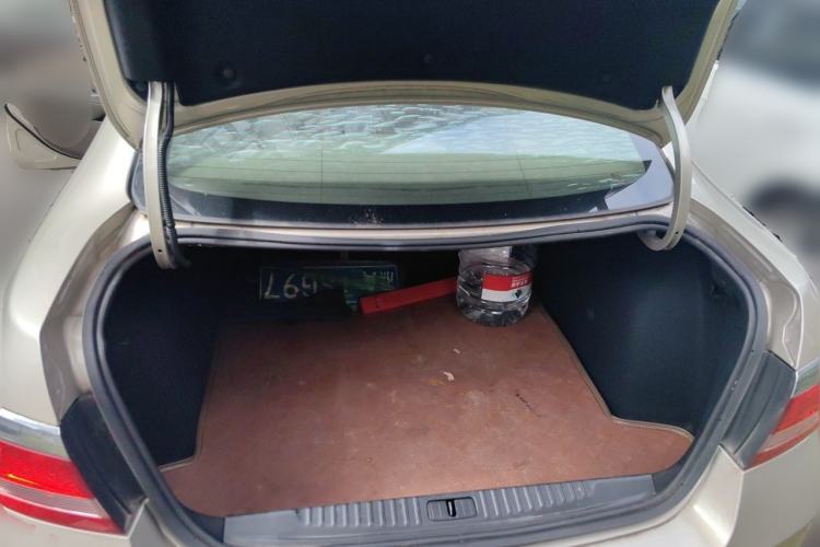 Used Buick GT 2013 GT 1.6L Automatic Fashion Edition Trunk