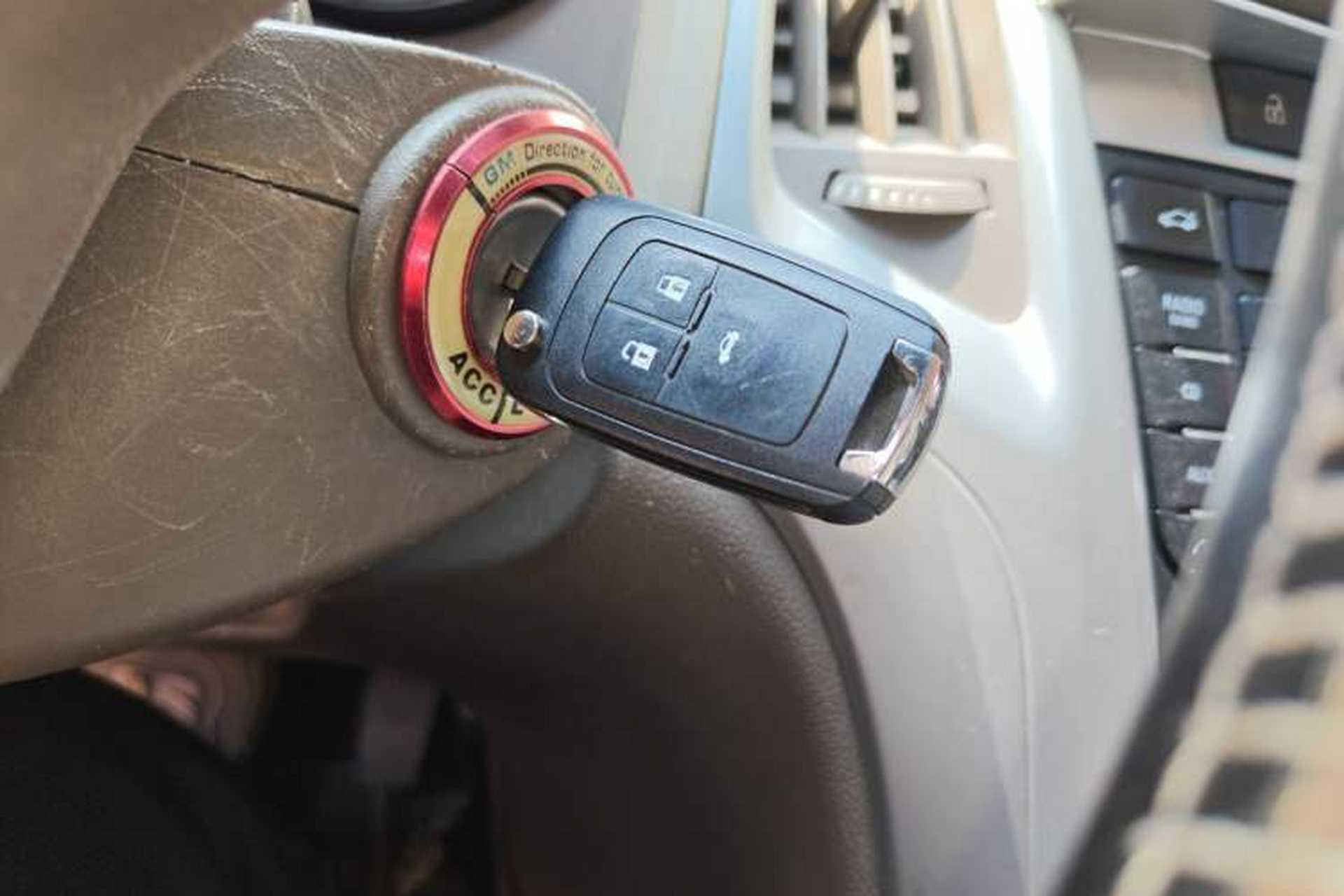 Used Buick GT 2013 GT 1.6L Automatic Fashion Edition Vehicle Key
