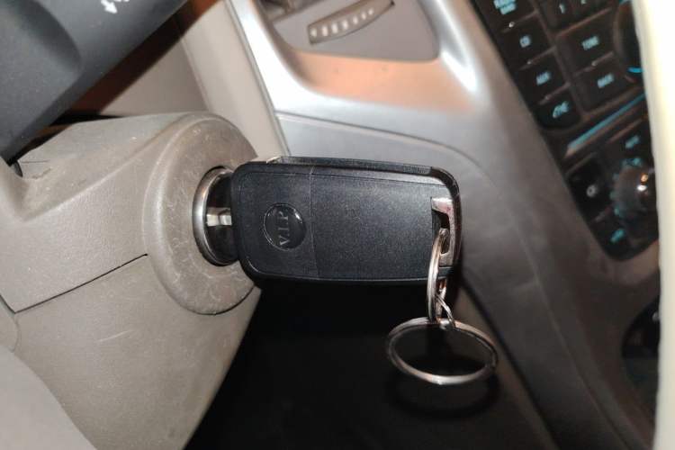 Used Buick GT 2013 GT 1.6L Automatic Fashion Edition Vehicle Key