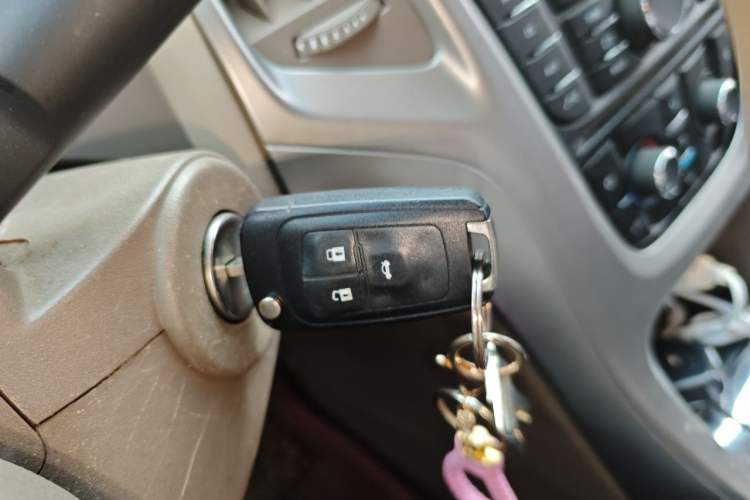 Used Buick GT 2013 GT 1.6L Automatic Comfort Edition Vehicle Key