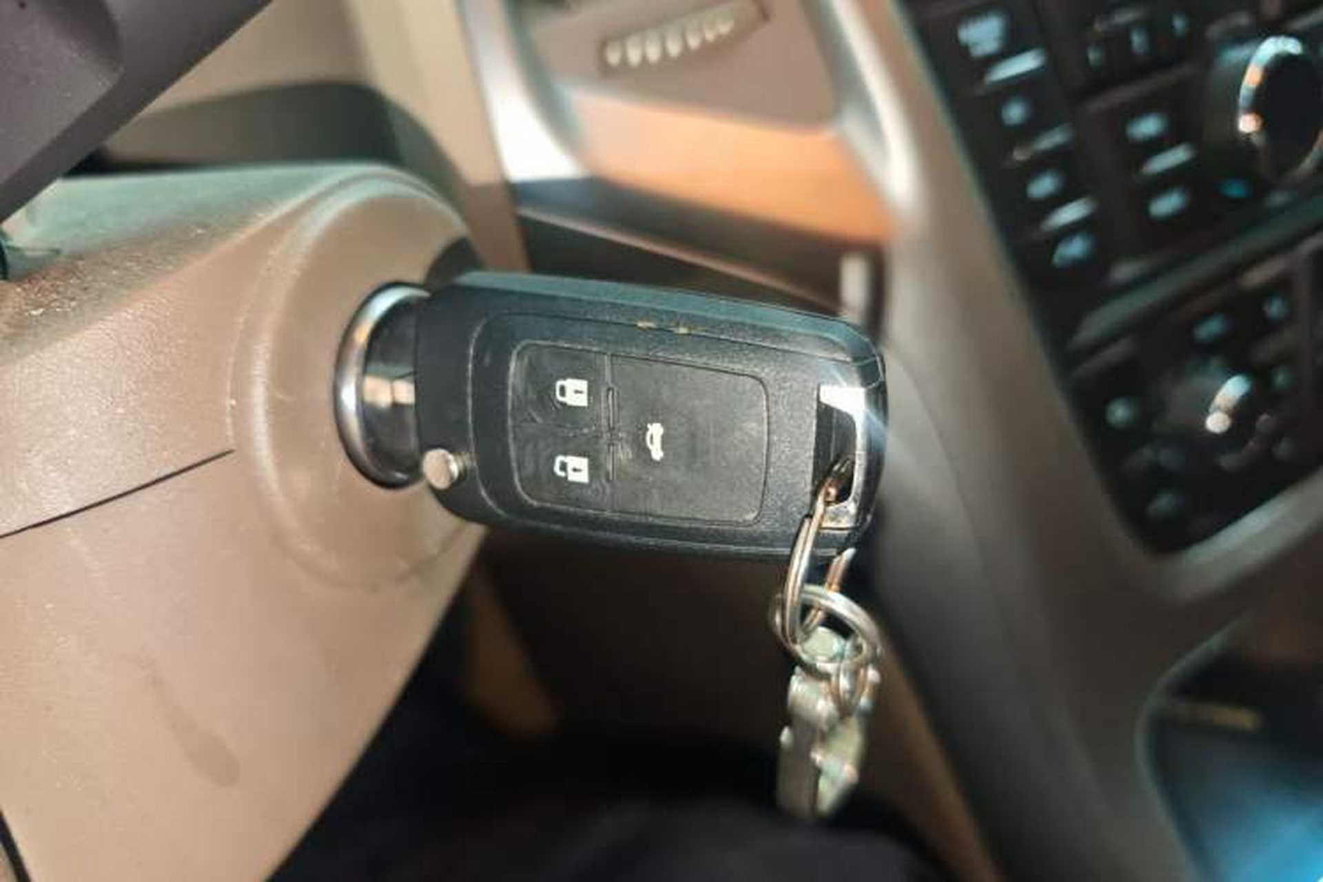 Used Buick GT 2013 GT 1.6L Automatic Comfort Edition Vehicle Key
