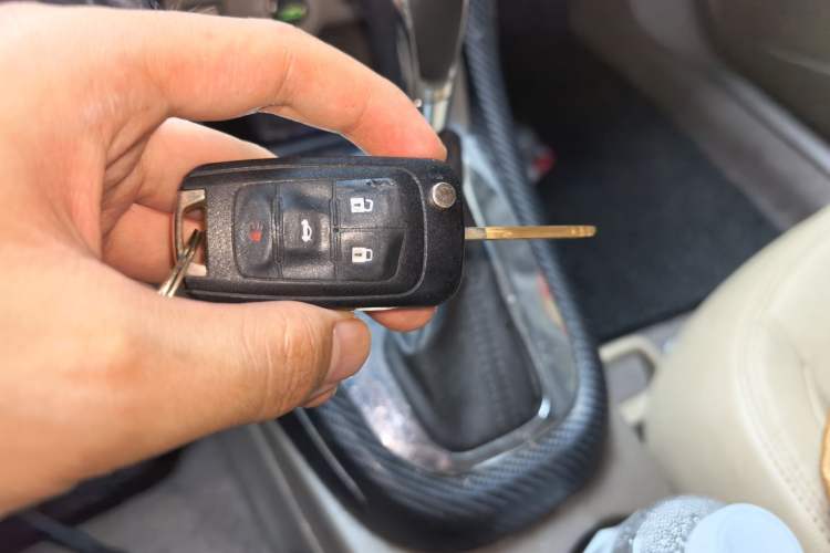 Used Buick GT 2013 GT 1.6L Automatic Fashion Edition Vehicle Key
