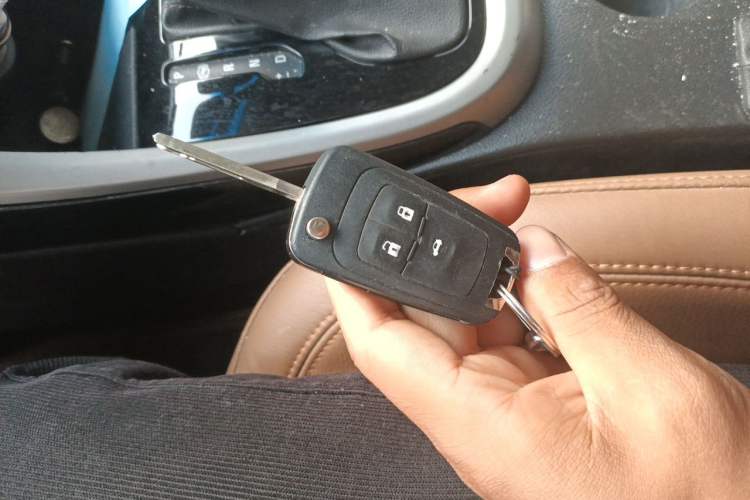Used Buick GT 2013 GT 1.8L Automatic Fashion Edition Vehicle Key