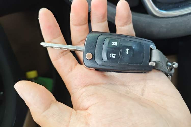 Used Buick GT 2013 GT 1.8L Automatic Fashion Edition Vehicle Key