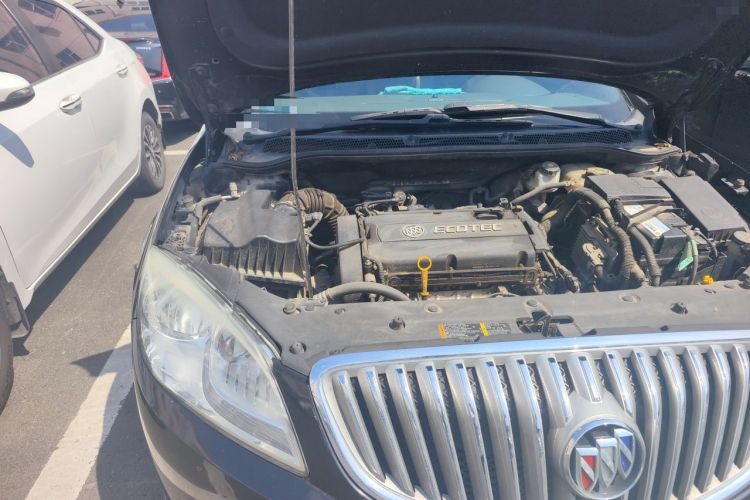 Used Buick GT 2014 XT 1.6L Manual Entry-Level Model Engine Bay Right