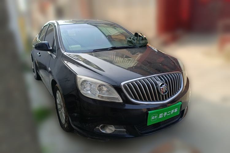 Used Buick GT 2014 XT 1.6L Manual Entry-Level Model Front Right 45 Deg
