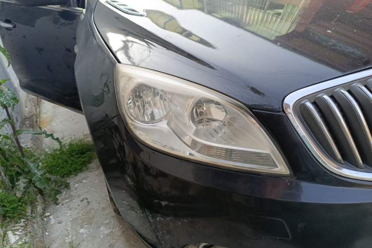 Used Buick GT 2014 XT 1.6L Manual Entry-Level Model Right Front Headlight