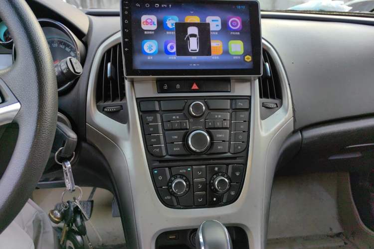 Used Buick GT 2014 XT 1.6L Automatic Fashion Edition Audio And AC Panel