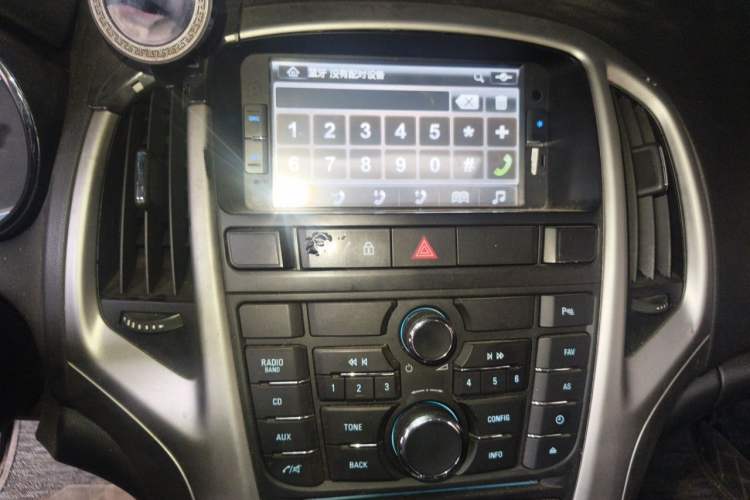 Used Buick GT 2014 XT 1.6L Automatic Comfort Edition Audio And AC Panel