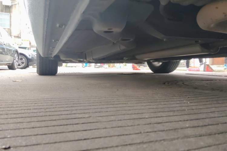 Used Buick GT 2014 XT 1.6L Automatic Comfort Edition Chassis Rear Left