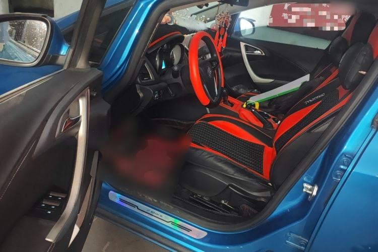 Used Buick GT 2014 XT 1.6L Automatic Fashion Edition Driver Seat