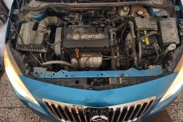 Used Buick GT 2014 XT 1.6L Automatic Fashion Edition Engine Bay