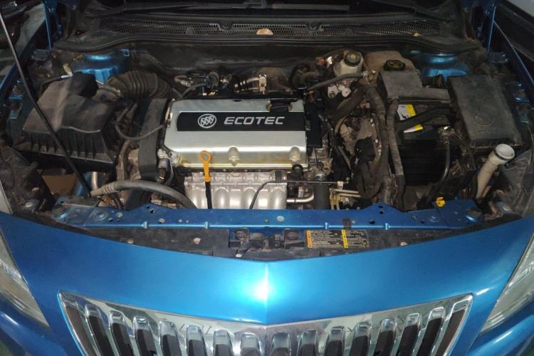 Used Buick GT 2014 XT 1.6L Automatic Fashion Edition Engine Bay