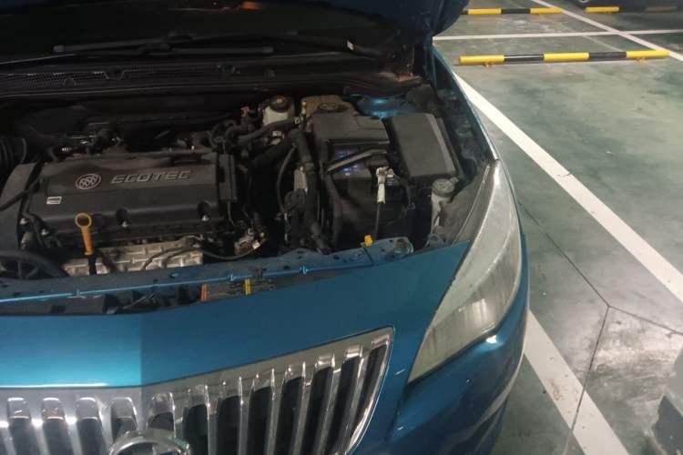 Used Buick GT 2014 XT 1.6L Automatic Fashion Edition Engine Bay Left