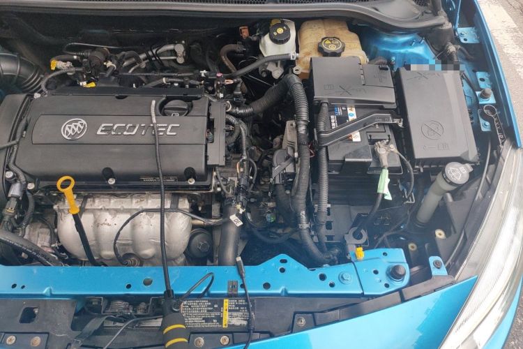 Used Buick GT 2014 XT 1.6L Manual Entry-Level Model Engine Bay Left