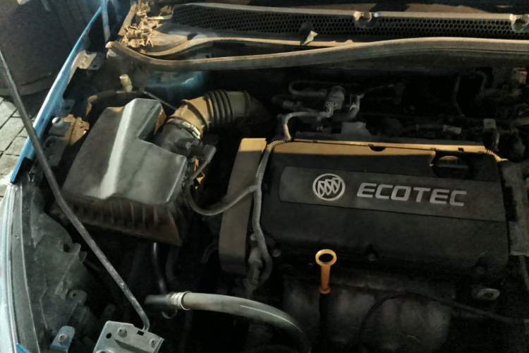 Used Buick GT 2014 XT 1.6L Automatic Fashion Edition Engine Bay Right