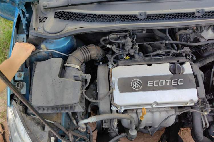 Used Buick GT 2014 XT 1.6L Automatic Fashion Edition Engine Bay Right