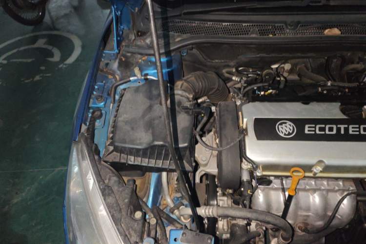 Used Buick GT 2014 XT 1.6L Automatic Fashion Edition Engine Bay Right
