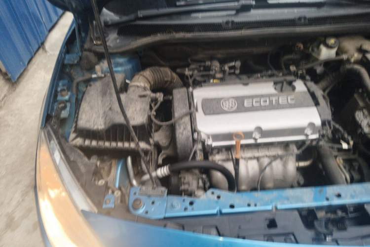 Used Buick GT 2014 XT 1.6L Automatic Comfort Edition Engine Bay Right