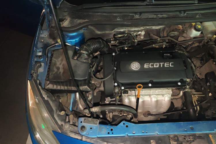 Used Buick GT 2014 XT 1.6L Automatic Fashion Edition Engine Bay Right