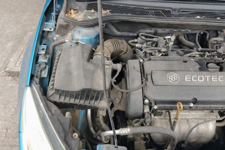 Used Buick GT 2014 XT 1.6L Automatic Comfort Edition Engine Bay Right