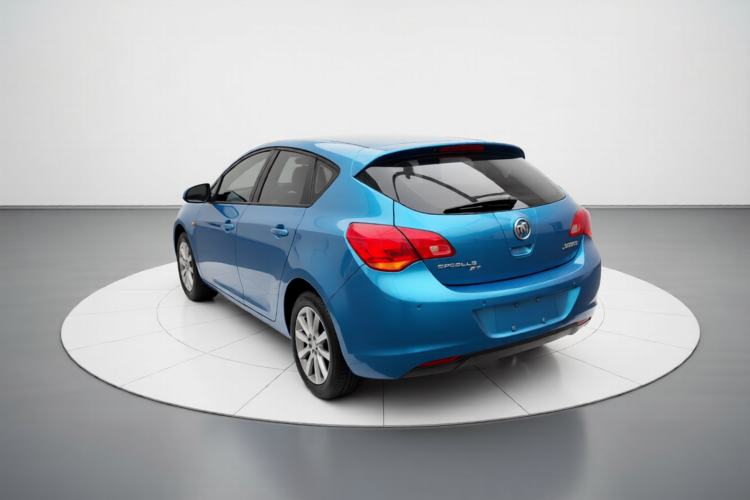 Used Buick GT 2014 XT 1.6L Automatic Fashion Edition Exterior 2