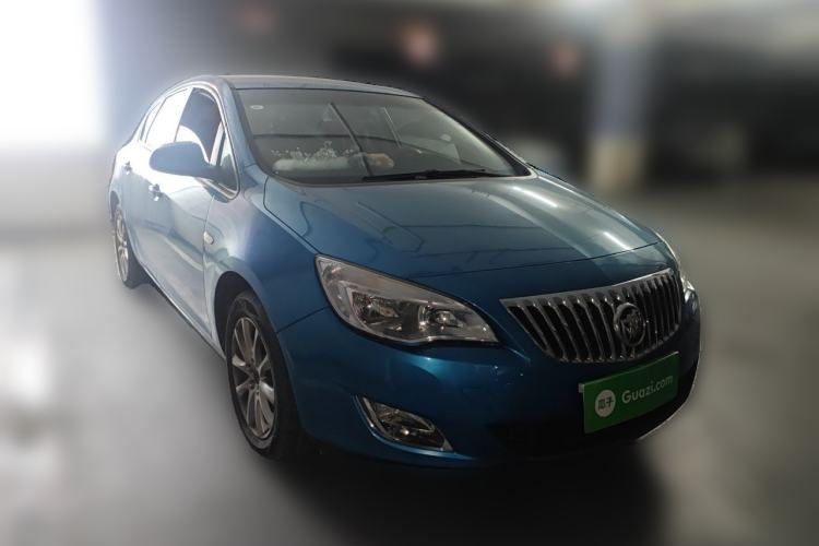 Used Buick GT 2014 XT 1.6L Automatic Fashion Edition Front Right 45 Deg