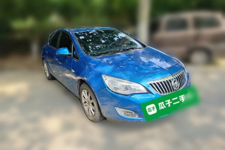 Used Buick GT 2014 XT 1.6L Automatic Fashion Edition Front Right 45 Deg