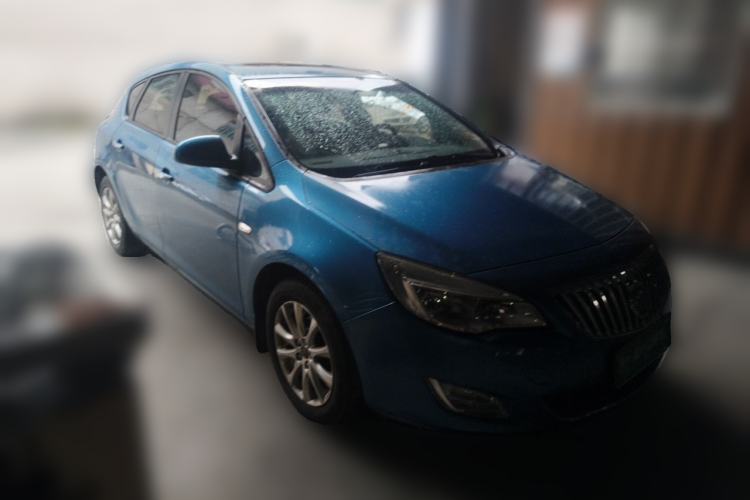Used Buick GT 2014 XT 1.6L Automatic Comfort Edition Front Right 45 Deg