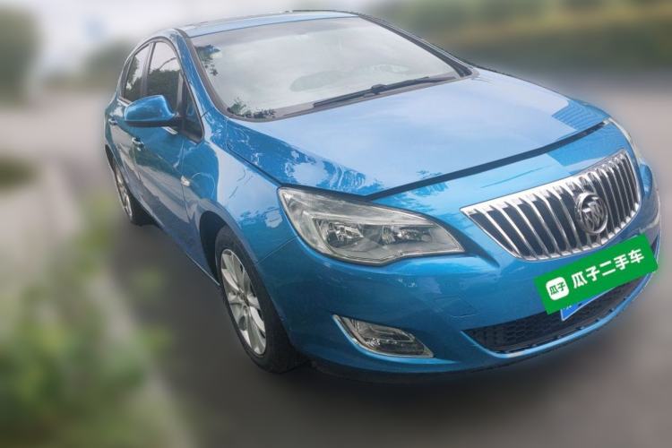 Used Buick GT 2014 XT 1.6L Manual Entry-Level Model Front Right 45 Deg